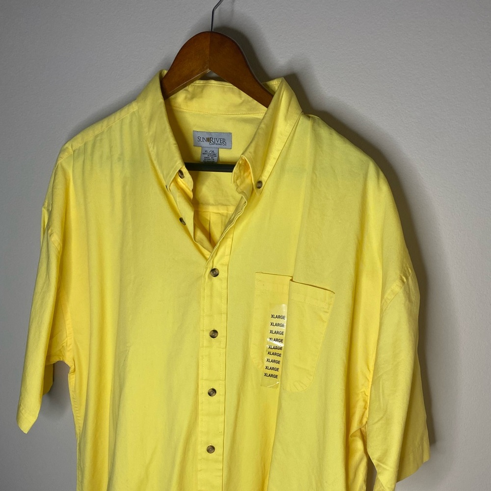 SunRiver Men’s Shortsleeved Yellow casual button down shirt